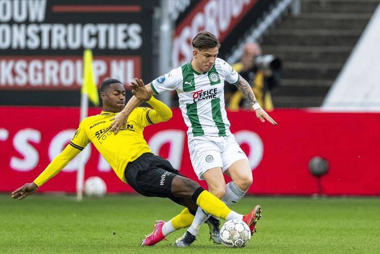 地想要在场 地想要在场